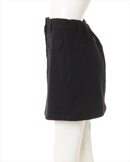 INGNI（イング） フラップ／ポケット前ボタン台形スカート ｸﾛ