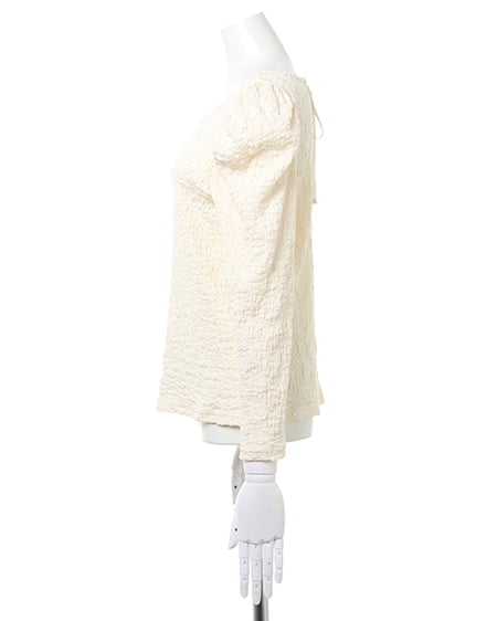 INGNI（イング） クシュクシュバックリボン／トップス ｵﾌﾎﾜｲﾄ