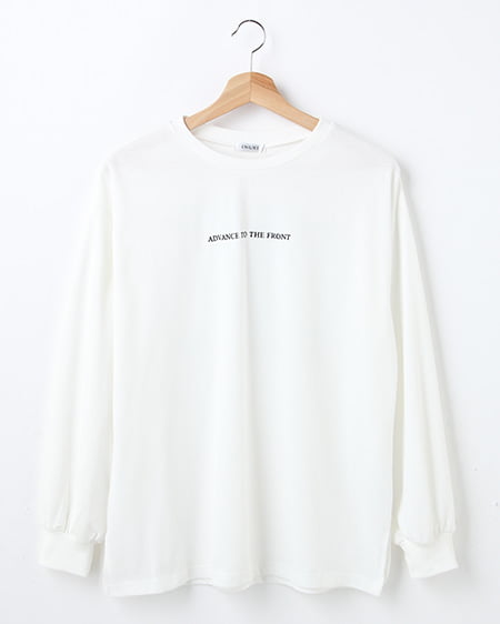 バックロゴロングTシャツ