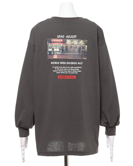 INGNI（イング） BackカラーフォトロングTシャツ ﾁｬｺｰﾙｸﾞﾚｰ