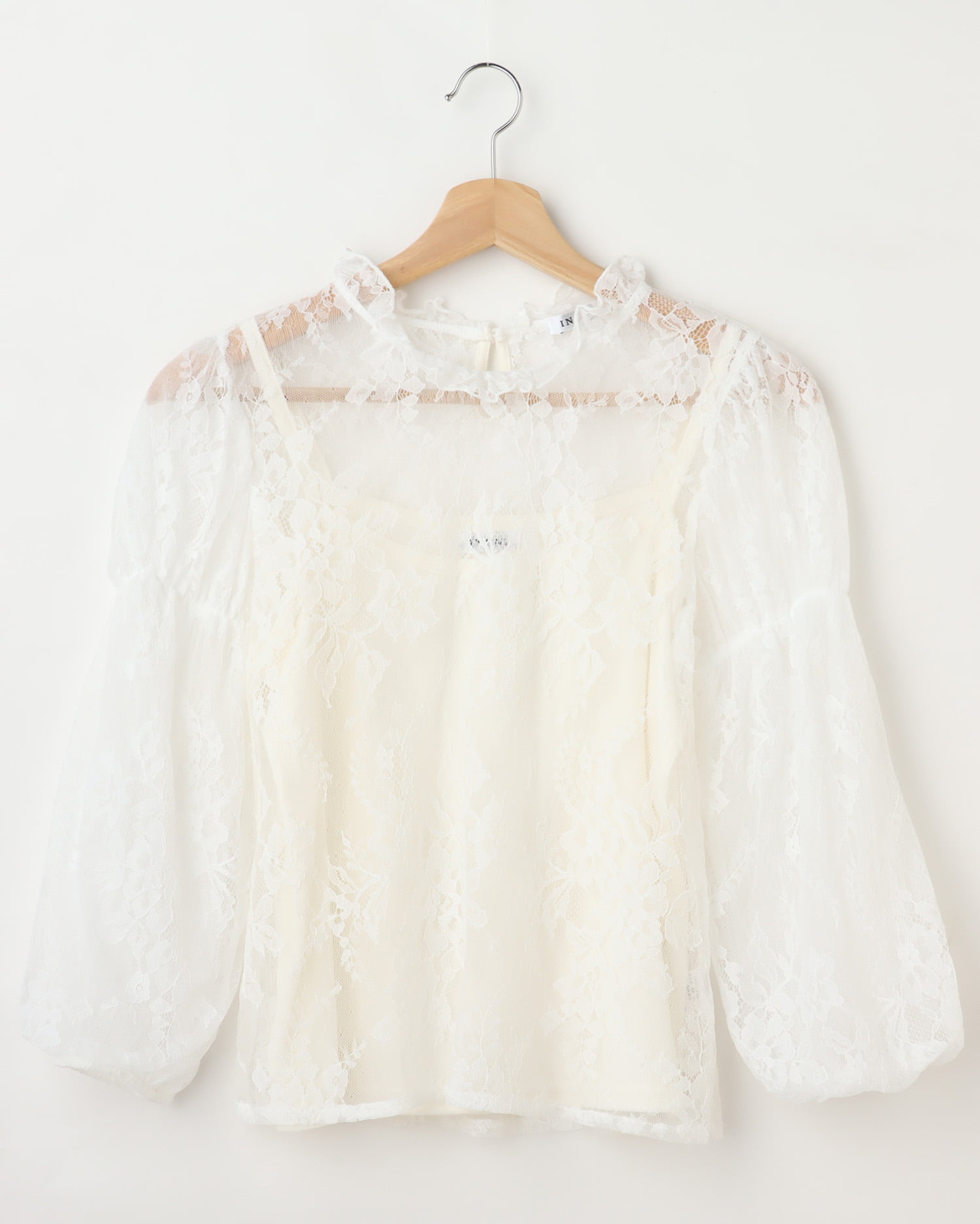 【ＩＮＧＮＩ】♥️ 総レースブラウス ＋ レディース1点 レーストップス｜INGNI(イング) 公式通販｜INGNI STORE