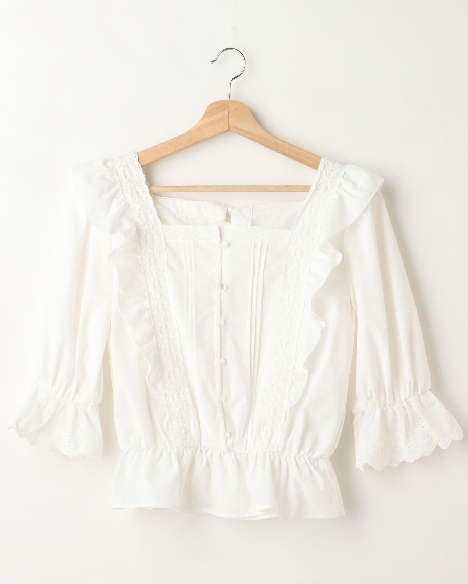 すーら★　0911 フリルペプラム／ブラウス｜INGNI(イング) 公式通販｜INGNI STORE