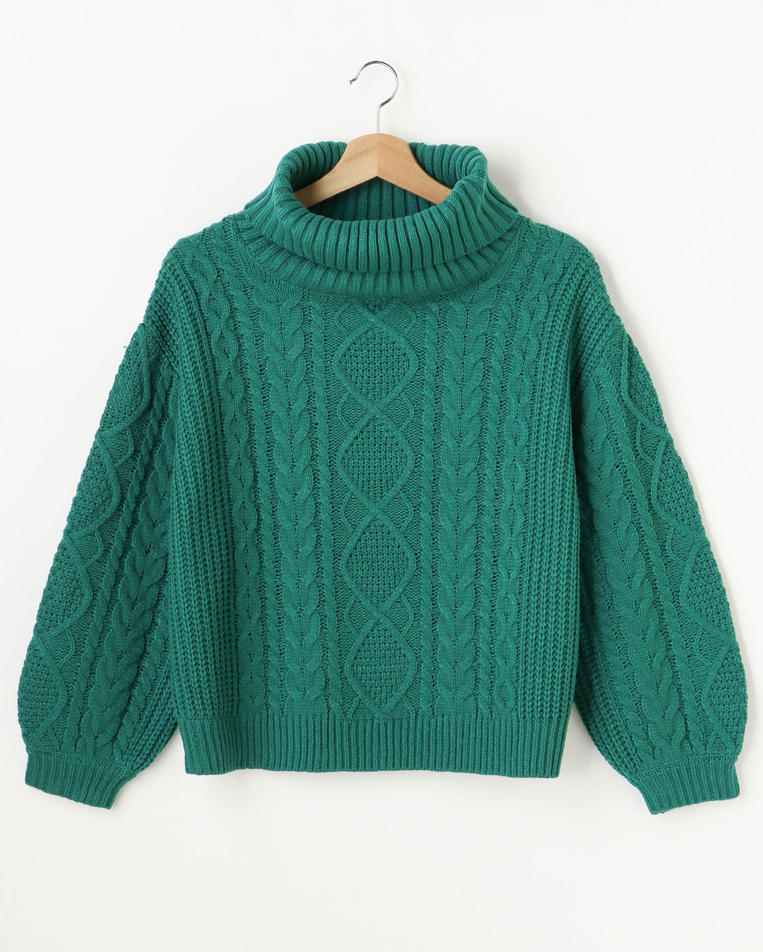 Ingni イング オフタートルケーブルニット ｏｕｔｌｅｔ Ingni イング 公式通販 Ingni Store