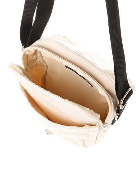 INGNI（イング） ロゴスクエアショルダーBAG ｱｲﾎﾞﾘｰ/ｸﾞﾘｰﾝ