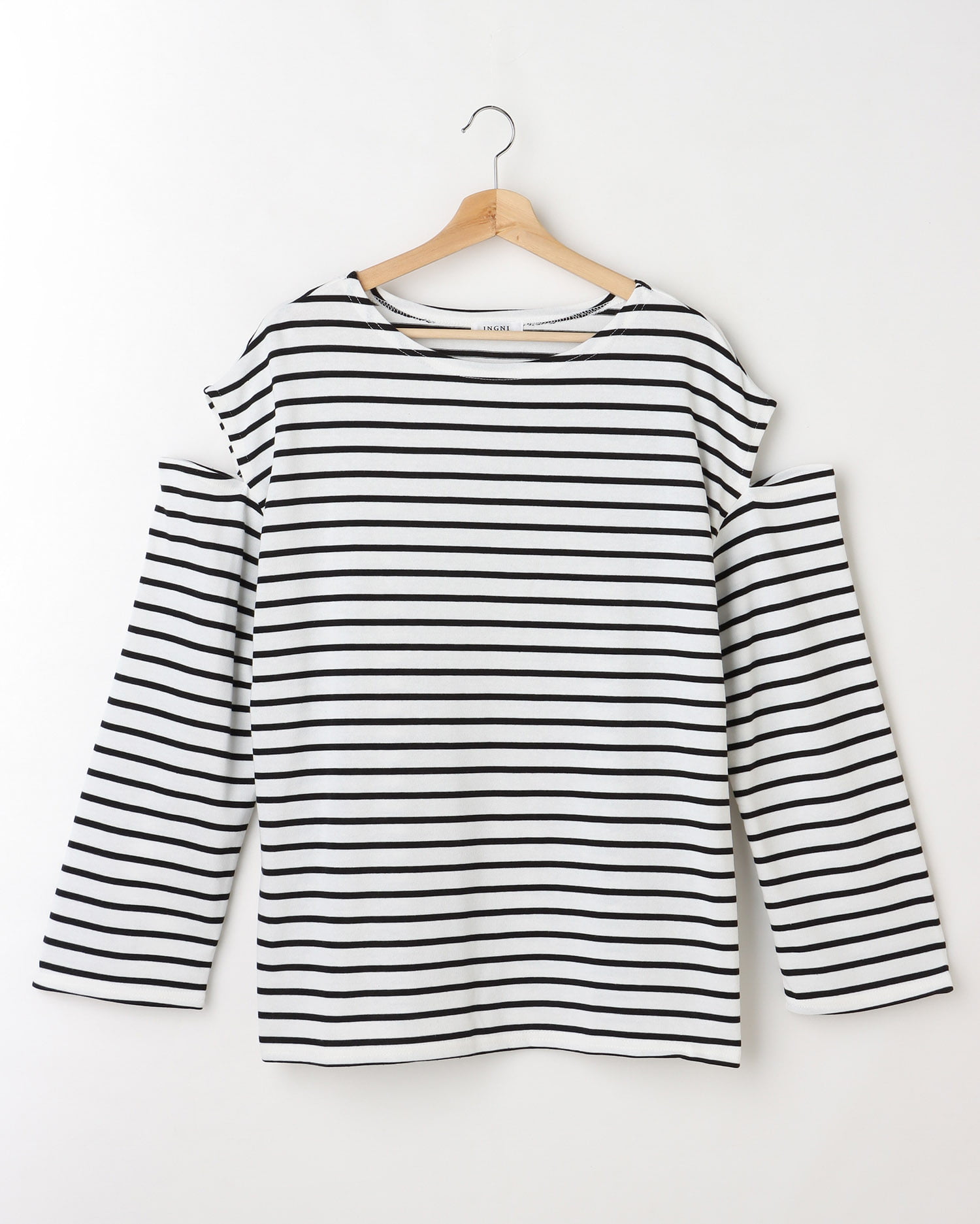 秋の新作 ショルダースリットボーダーロンt Ingni イング 公式通販 Ingni Store