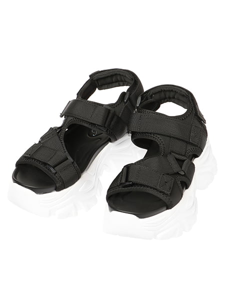 INGNI(イング) ベルクロバルキースポサン クロ/オフホワイト