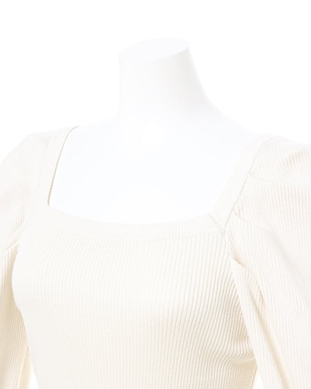 INGNI(イング) スクエアネックニット オフホワイト