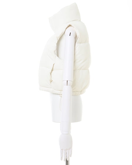 INGNI(イング) クロップド丈中綿ベスト オフホワイト