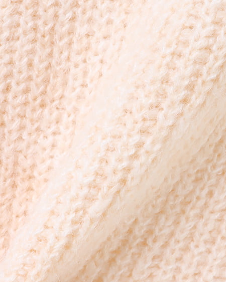 INGNI(イング) ブローチ付オフタートルニットワンピース アイボリー