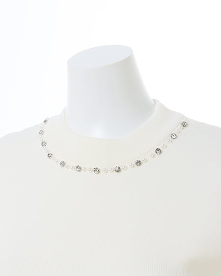 INGNI（イング） ペプラムノースリニット ｵﾌﾎﾜｲﾄ