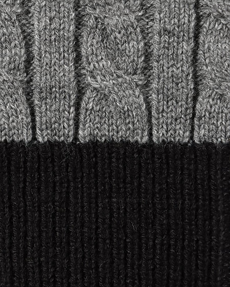 INGNI(イング) ケーブル胸刺しゅう配色ポロニット グレー/クロ