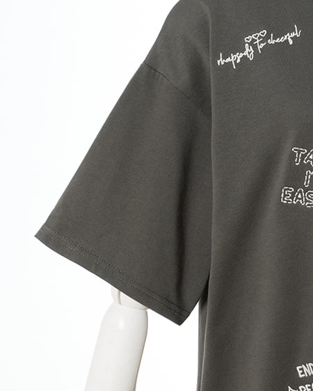 INGNI（イング） ロゴ飛ばしTシャツ ﾁｬｺｰﾙｸﾞﾚｰ