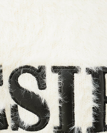 INGNI(イング) ショート丈フェザー貼付ロゴニット アイボリー/クロ