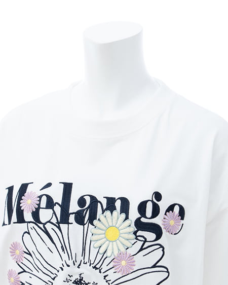 INGNI（イング） カラフル花刺繍Tシャツ ｵﾌﾎﾜｲﾄ