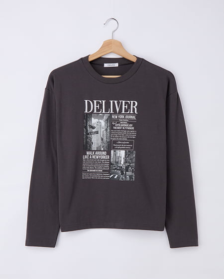 ニュースペーパープリントロングTシャツ