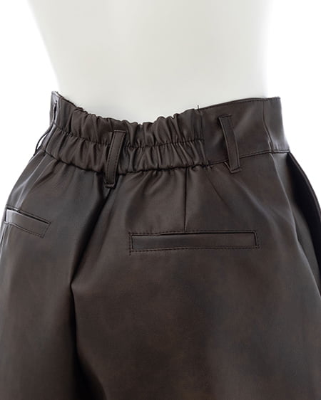 INGNI（イング） フェイクレザーショートパンツ ﾌﾞﾗｳﾝ