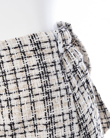 INGNI(イング) バックリボンツイードタイトミニスカパン オフ/ツイード