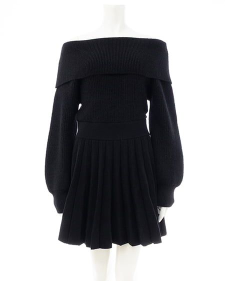 INGNI（イング） オフショルニットワンピース ｸﾛ