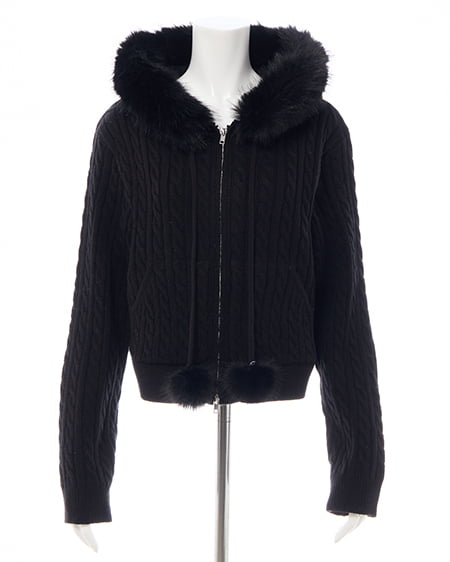 INGNI（イング） ポンポン付フェイクファーケーブルニットパーカー ｸﾛ