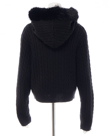 INGNI（イング） ポンポン付フェイクファーケーブルニットパーカー ｸﾛ