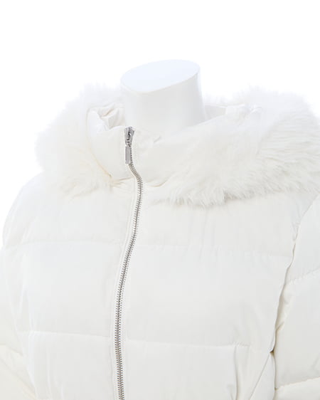 INGNI(イング) ショート丈ファーフード付ウエストベルトエコダウンコート オフホワイト