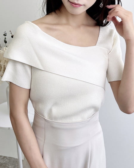 アシンメトリーニット
