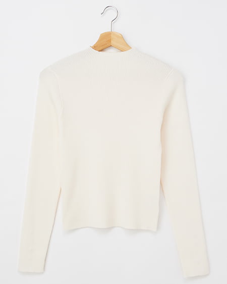 ボトルネック袖金ボタンニット