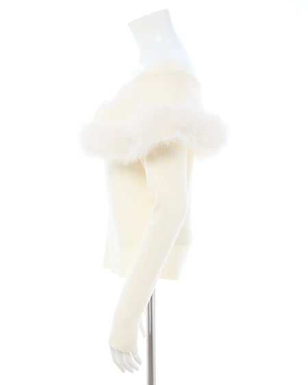 INGNI(イング) フェイクファー付ケープオフショルニット アイボリー