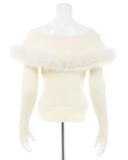 INGNI(イング) フェイクファー付ケープオフショルニット アイボリー