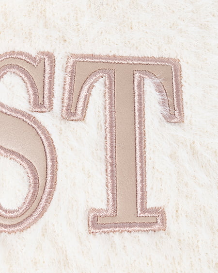 INGNI（イング） オフショルレザーロゴ貼付シャギーニット ｵﾌﾎﾜｲﾄ/ﾍﾞｰｼﾞｭ