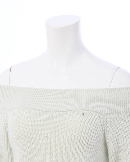 INGNI（イング） もちもちラメパールビジュー付オフショルニット ﾐﾝﾄｸﾞﾘｰﾝ