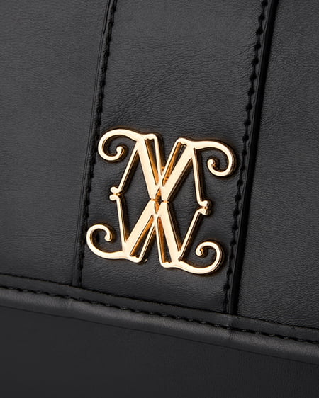 INGNI（イング） エンブレム付ショルダーバッグ ｸﾛ