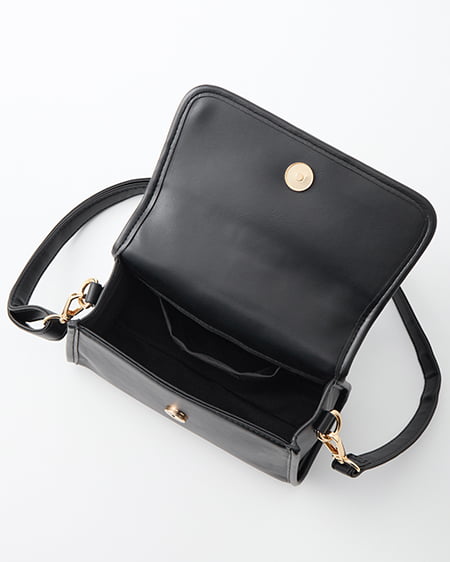 INGNI（イング） エンブレム付ショルダーバッグ ｸﾛ