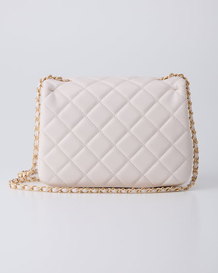 INGNI（イング） エンブレム付キルティングショルダーバッグ ｵﾌﾎﾜｲﾄ