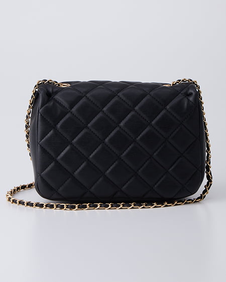 INGNI（イング） エンブレム付キルティングショルダーバッグ ｸﾛ