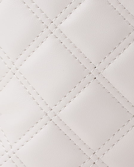 INGNI（イング） キルティングバニティショルダーバッグ ｵﾌﾎﾜｲﾄ