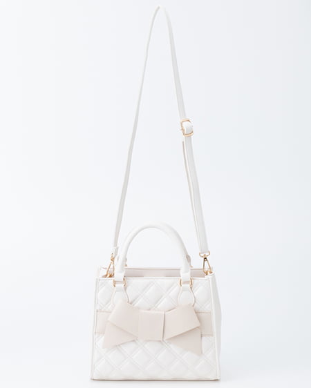 INGNI（イング） リボン付キルティングスクエアバッグ ｵﾌﾎﾜｲﾄ