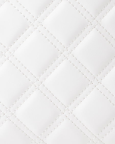 INGNI（イング） リボン付キルティングスクエアバッグ ｵﾌﾎﾜｲﾄ