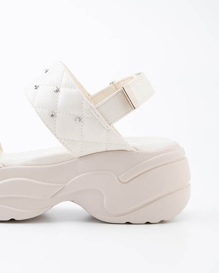 INGNI（イング） キルトビジューサンダル ｱｲﾎﾞﾘｰ