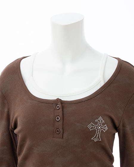 INGNI（イング） ムラ染めヘンリーネックレイヤード胸クロス装飾トップス ﾌﾞﾗｳﾝ