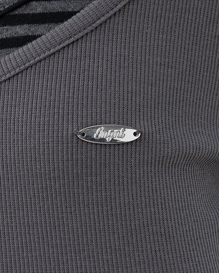 INGNI（イング） 胸プレート付レイヤード風トップス ﾁｬｺｰﾙｸﾞﾚｰ