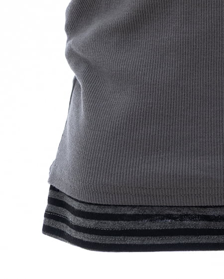 INGNI（イング） 胸プレート付レイヤード風トップス ﾁｬｺｰﾙｸﾞﾚｰ