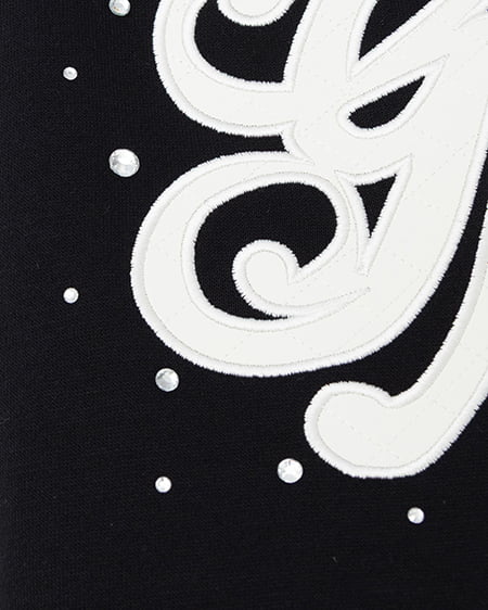 INGNI（イング） キルティングロゴスウェットパーカー ｸﾛ/ｵﾌﾎﾜｲﾄ