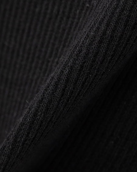 INGNI（イング） レイヤード前リボンリブトップス ｸﾛ