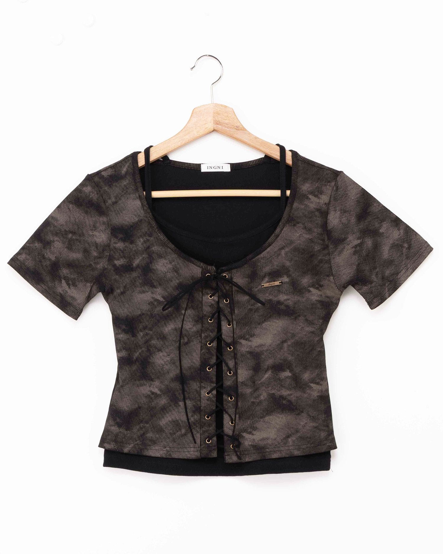 キャミレイヤード風リブレースアップトップス