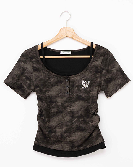 ムラ染めヘンリーネックレイヤード胸クロストップス