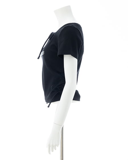 INGNI（イング） サイドギャザーリボンラインストーンロゴリブトップス ｸﾛ