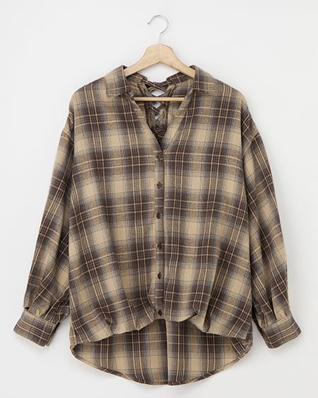 バックレースアップチェック柄裾タックシャツ