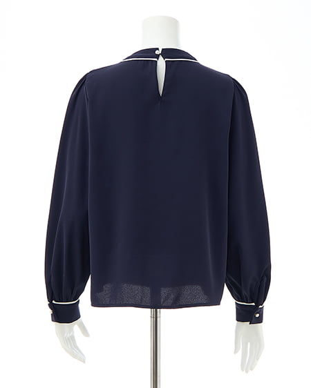 INGNI（イング） パールチェーン付トロミブラウス ｺﾝ/ｵﾌﾎﾜｲﾄ