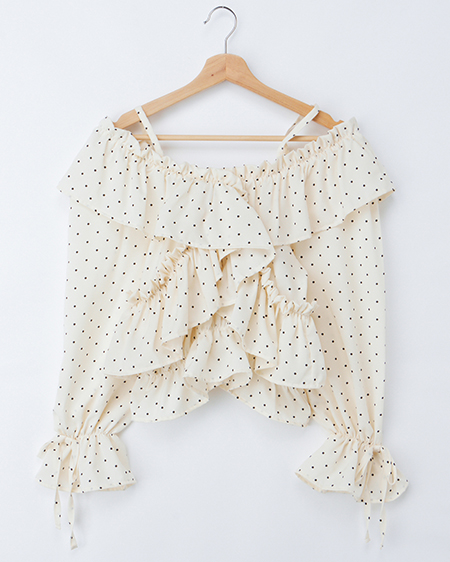 クロスフリルオフショルブラウス